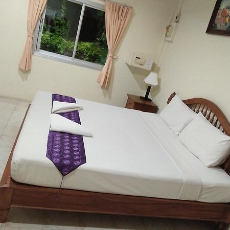 Saver Guesthouse Praia Chaweng Exterior foto