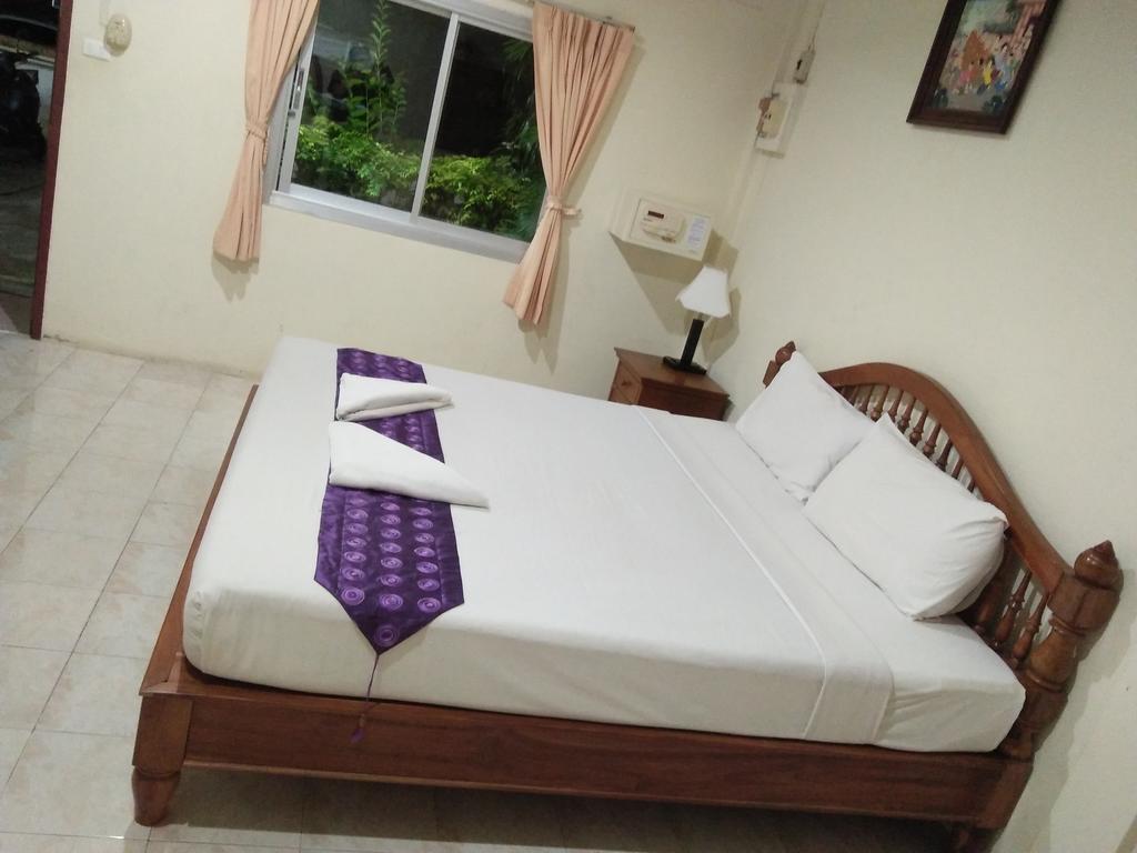 Saver Guesthouse Praia Chaweng Exterior foto