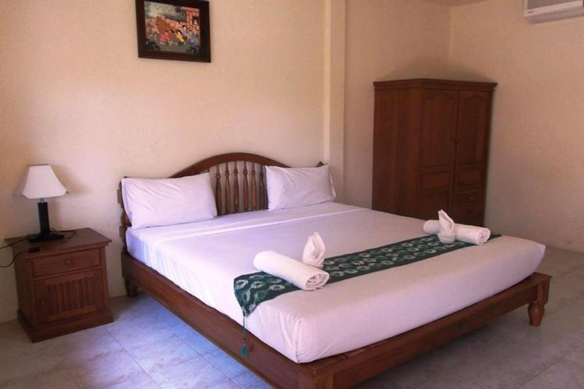 Saver Guesthouse Praia Chaweng Exterior foto